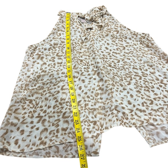 Leopard Print Sleeveless Top - Picture 8 of 12